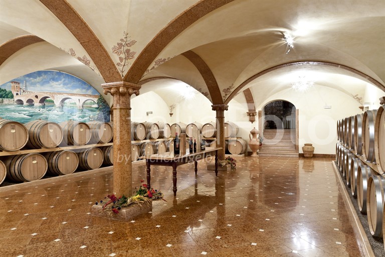 Cantina Monte Zovo - Lake Garda