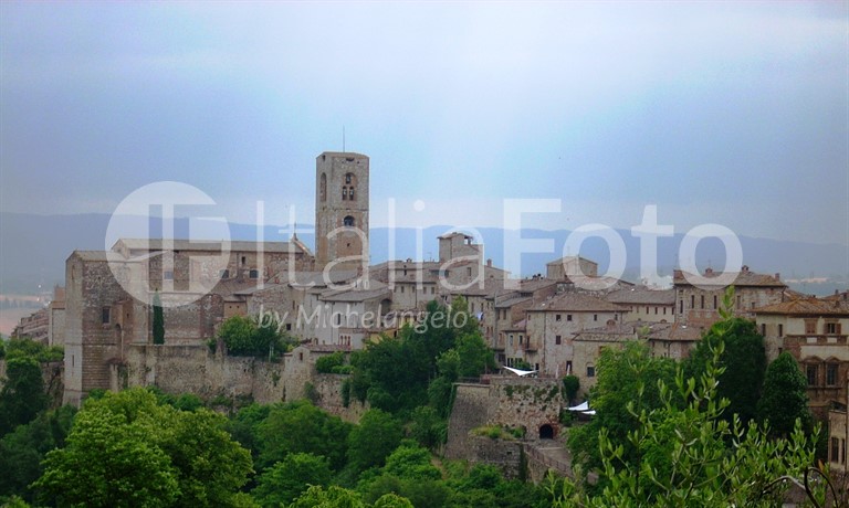 Tuscany-Chianti-Colle Val d'Elsa