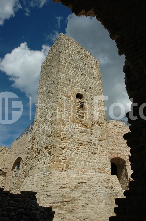Tuscany-Pomarance-Rocca  Sillana