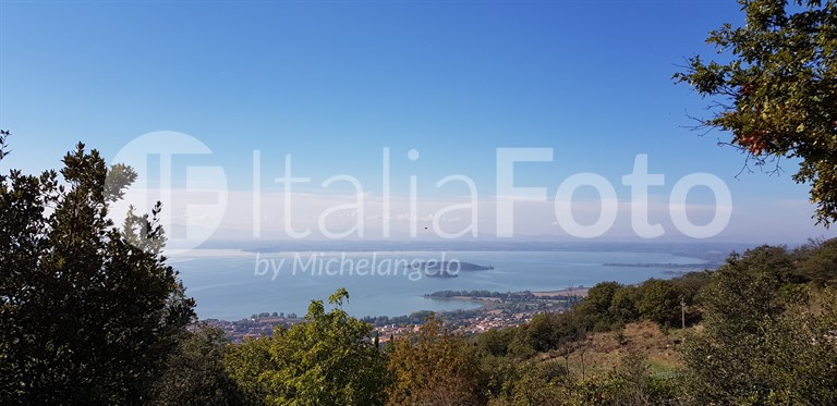 Umbria-Lake Trasimeno