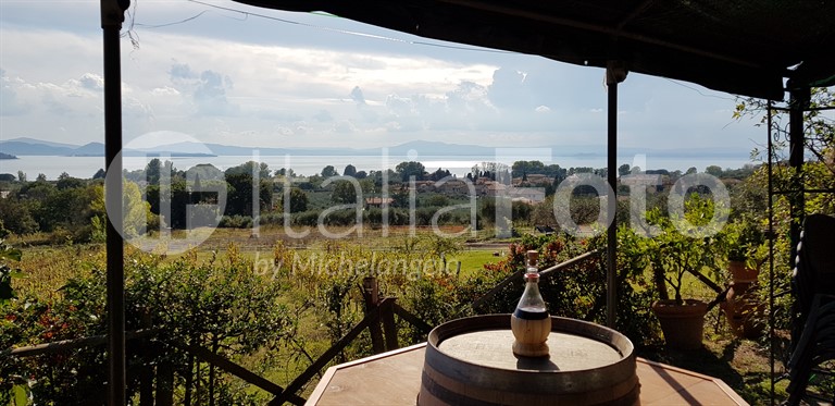 Umbria-Lake Trasimeno