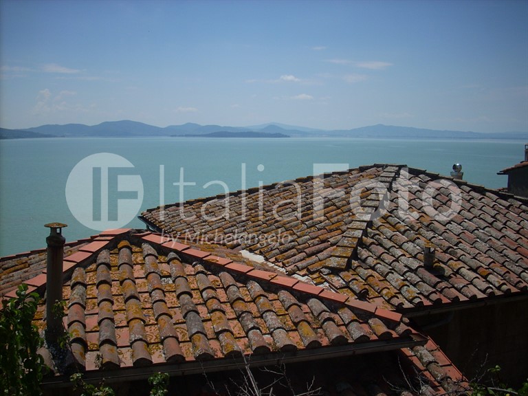 Umbria-Lake Trasimeno
