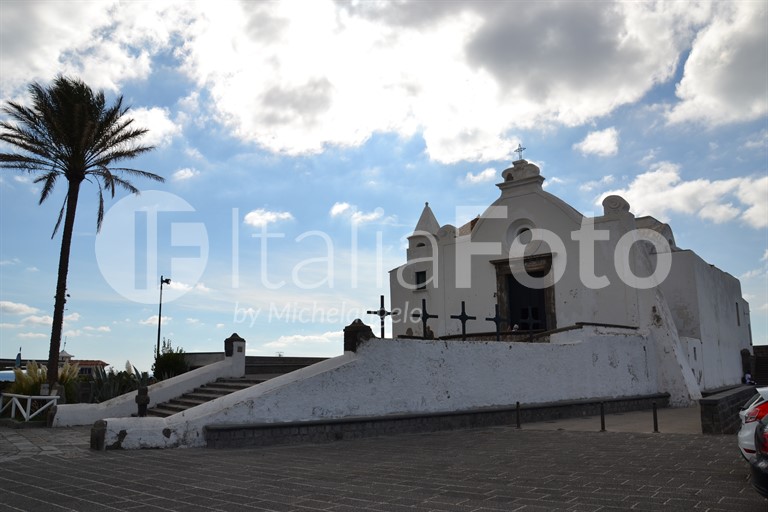 Campania-Ischia-Chiesa del Soccorso