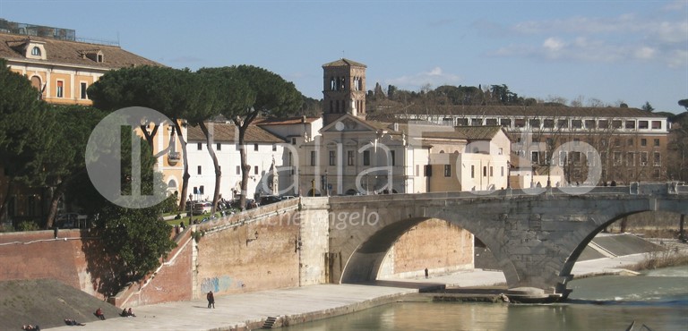 Tiber island