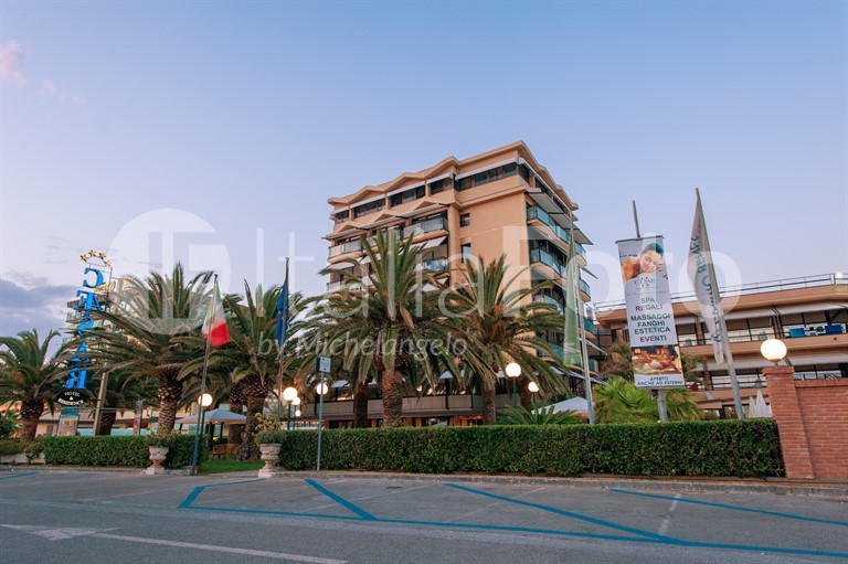 Caesar - Lido di Camaiore