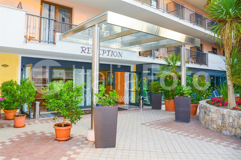 Garda Bellevue - Limone