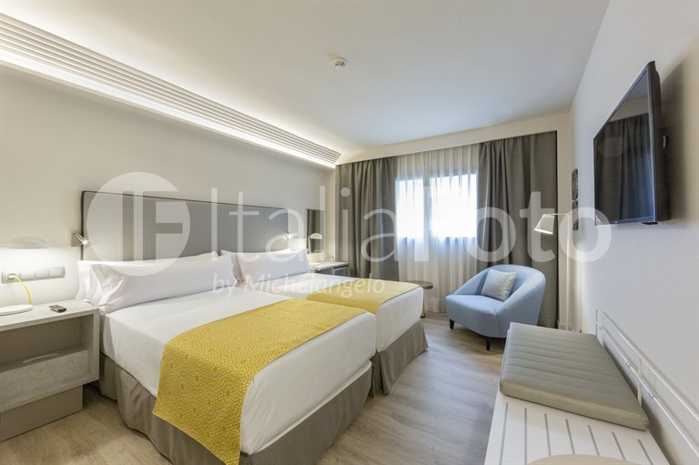 Catalonia Granada - Granada